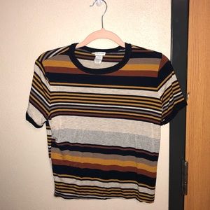 Striped T size L